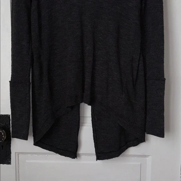 WE THE FREE BY FREE PEOPLE SPLIT BACK LONG SLEEVE TURTLENECK TUNIC TOP - Picture 4 of 8